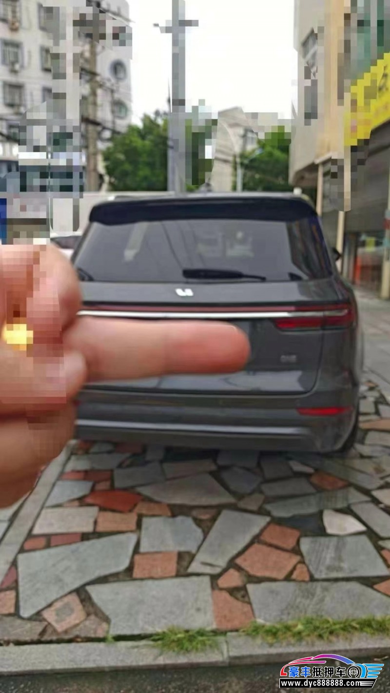 21年理想ONE轿车抵押车出售