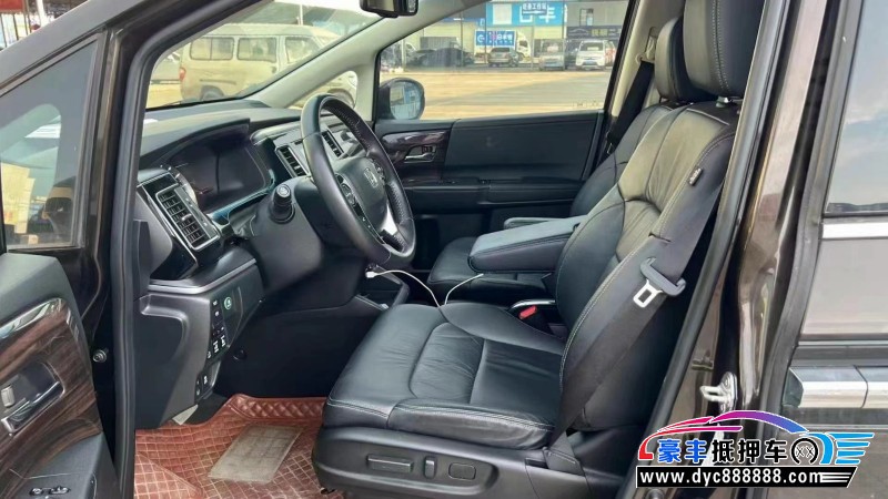 16年本田艾力绅轿车抵押车出售