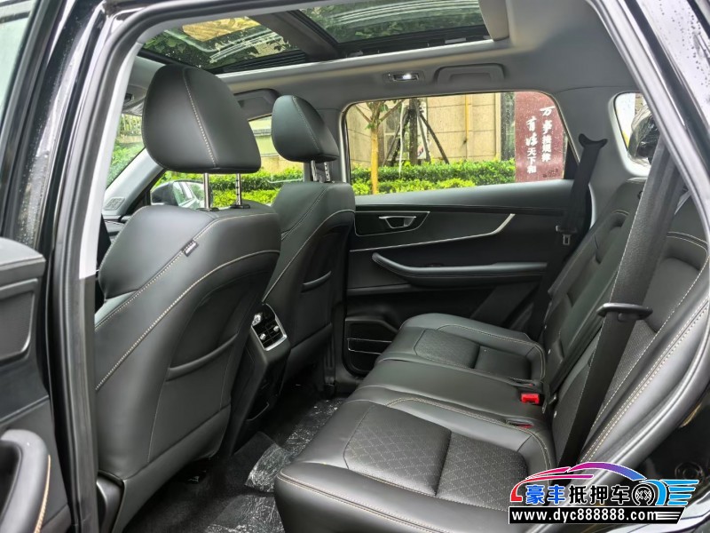 24年奇瑞瑞虎8轿车抵押车出售