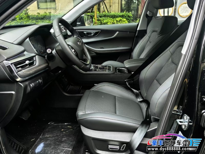 24年奇瑞瑞虎8轿车抵押车出售