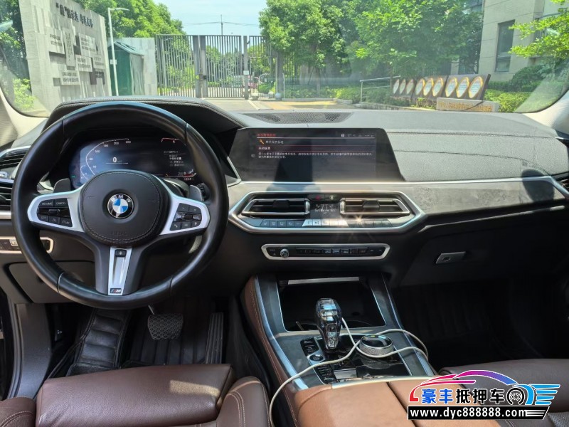 19年宝马X5轿车抵押车出售