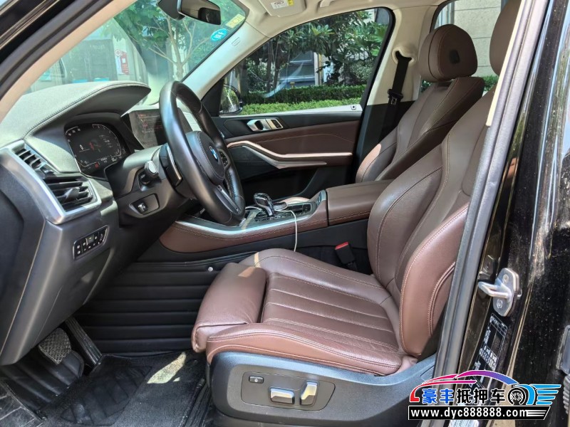 19年宝马X5轿车抵押车出售