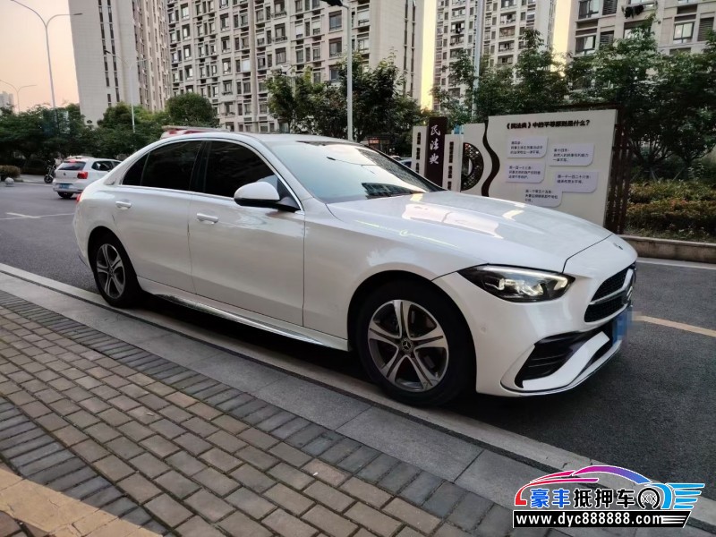 22年奔驰C轿车抵押车出售