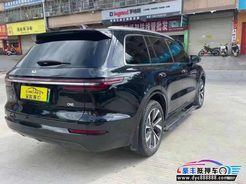 22年理想ONE轿车抵押车出售