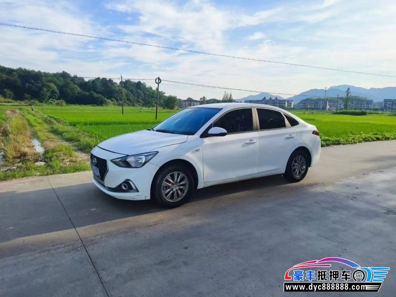 19年现代悦动轿车抵押车出售