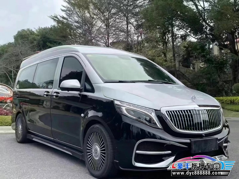 17年奔驰威霆轿车抵押车出售