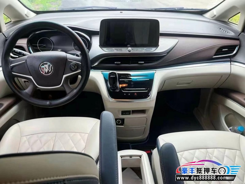 22年别克GL8轿车抵押车出售