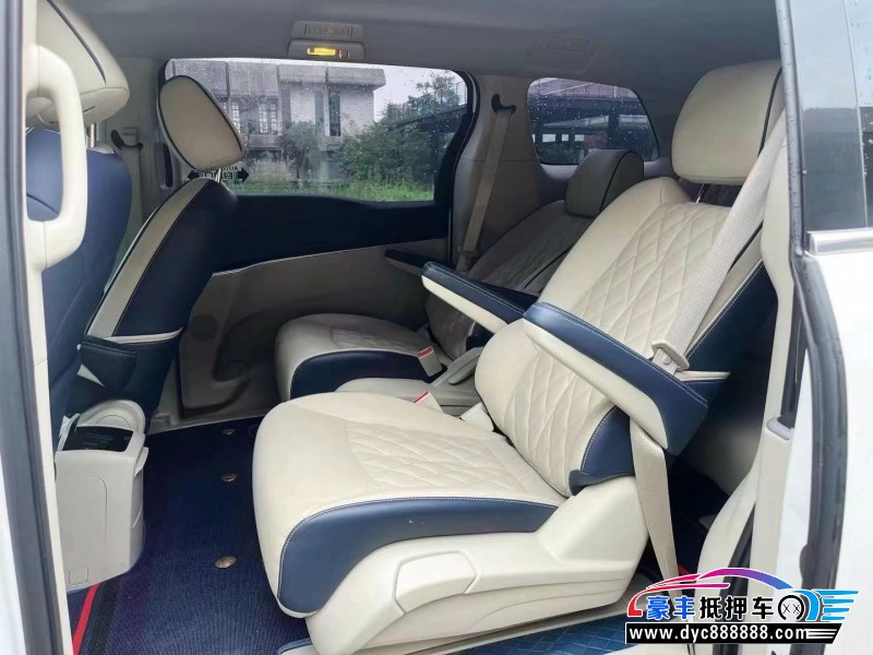 22年别克GL8轿车抵押车出售