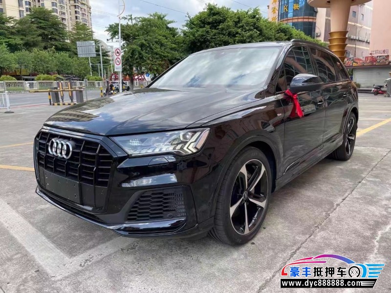 24年奥迪Q7轿车抵押车出售