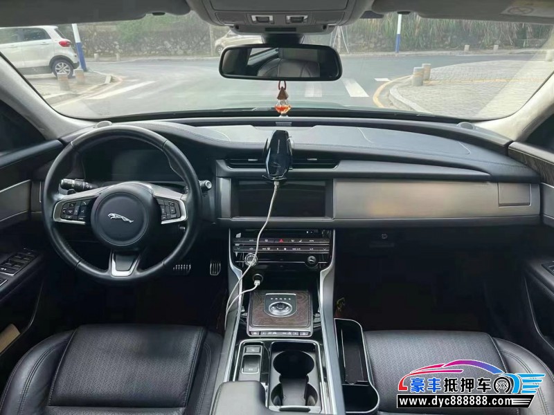 18年捷豹XFL轿车抵押车出售