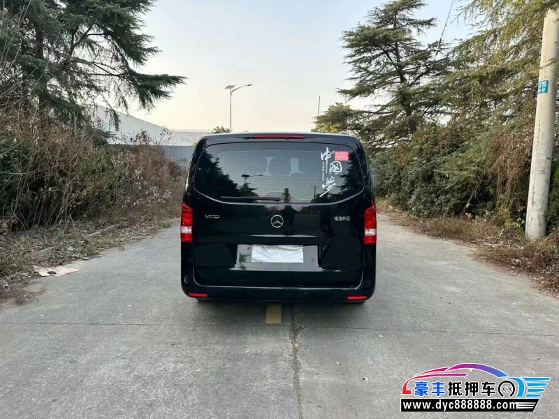 18年奔驰威霆MPV抵押车出售