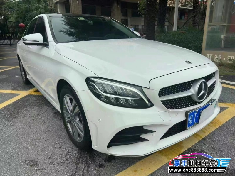 21年奔驰C轿车抵押车出售