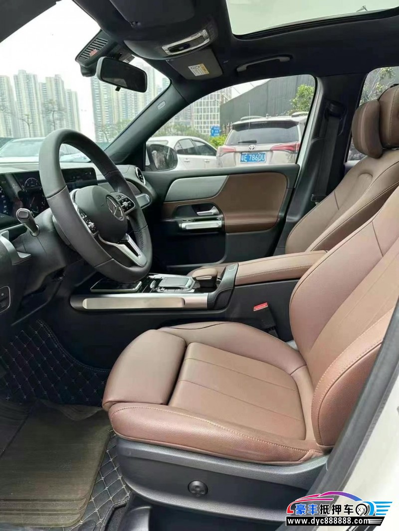 23年奔驰GLB轿车抵押车出售