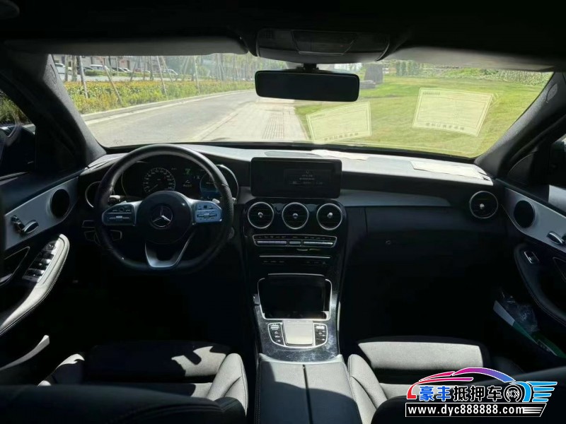 20年奔驰C轿车抵押车出售