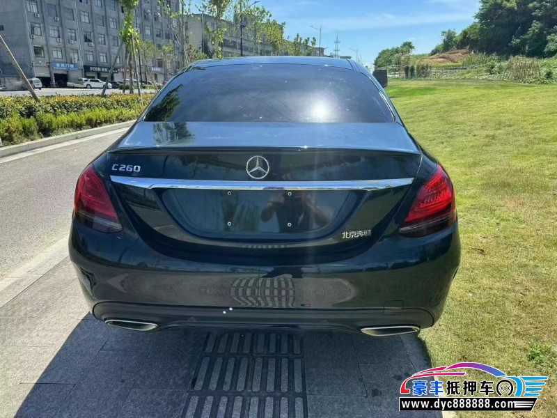 20年奔驰C轿车抵押车出售