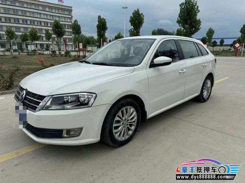 14年大众朗行轿车抵押车出售