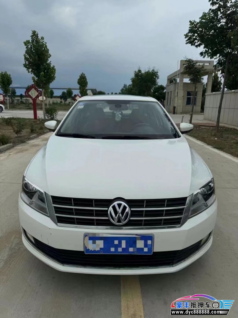 14年大众朗行轿车抵押车出售