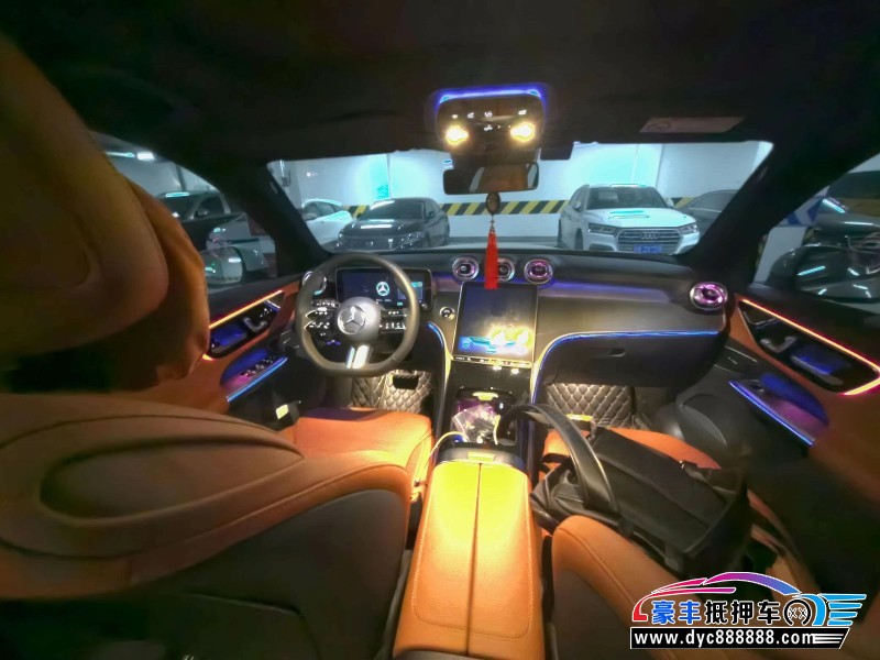 23年奔驰GLC轿车抵押车出售