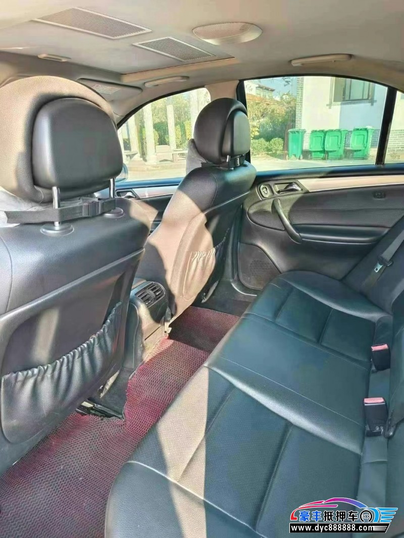 07年奔驰C轿车抵押车出售