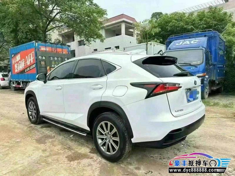 15年雷克萨斯NX轿车抵押车出售