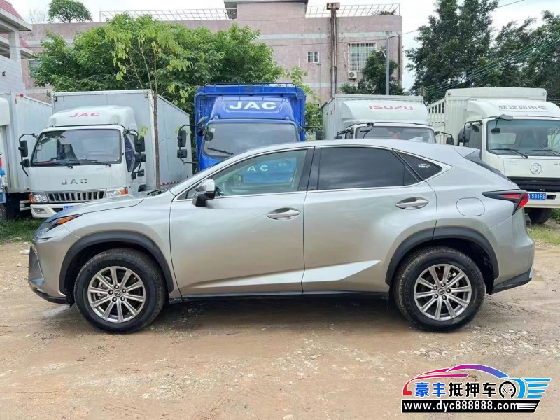 21年雷克萨斯NX轿车抵押车出售