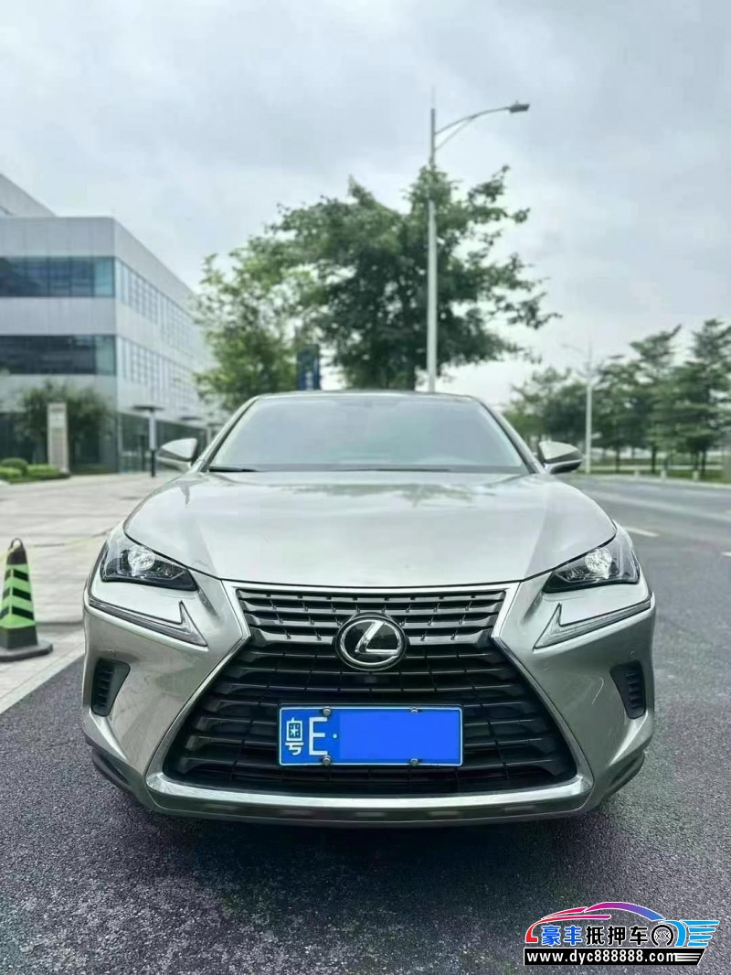 19年雷克萨斯NX轿车抵押车出售