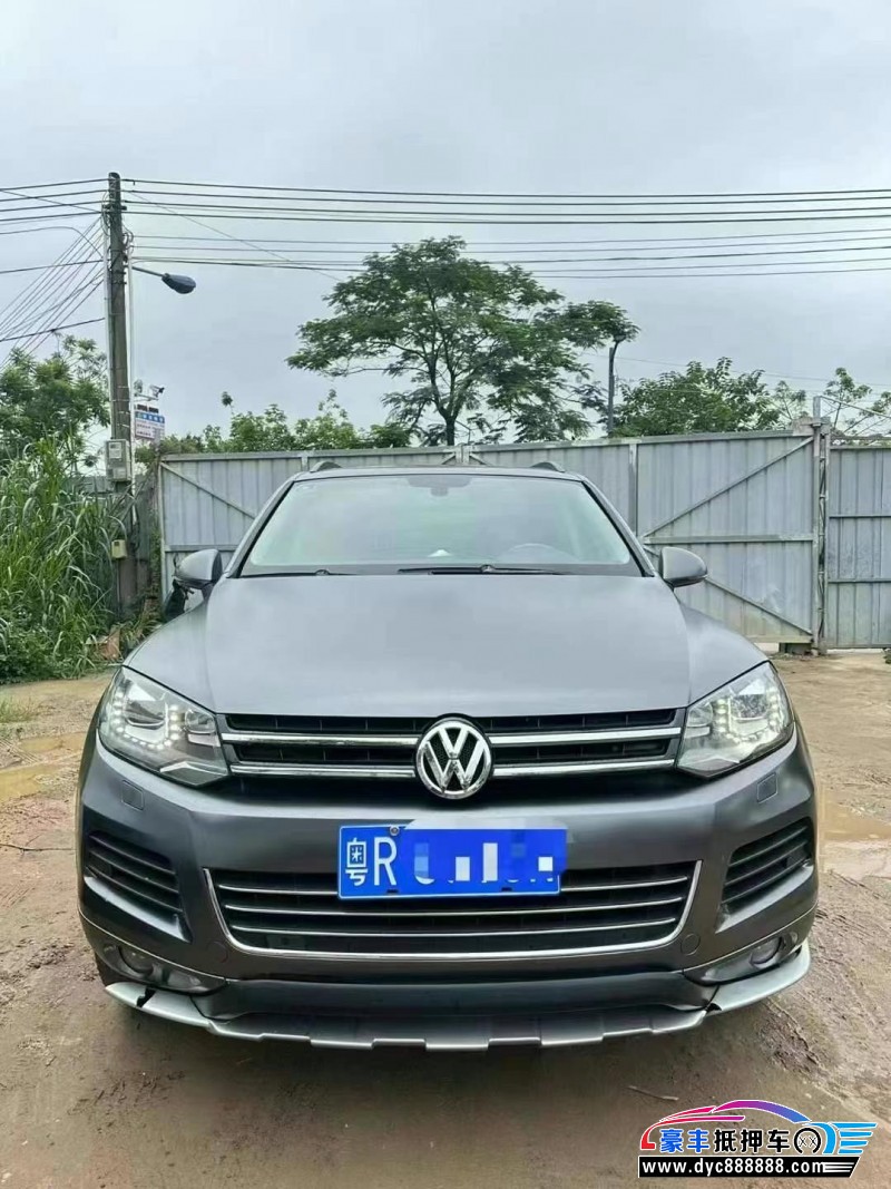 11年大众途锐轿车抵押车出售