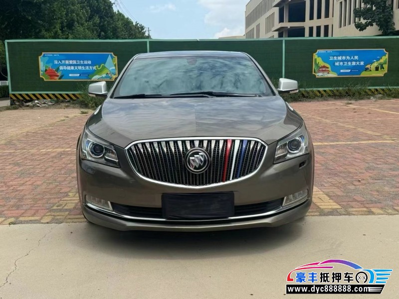 15年别克君威轿车抵押车出售