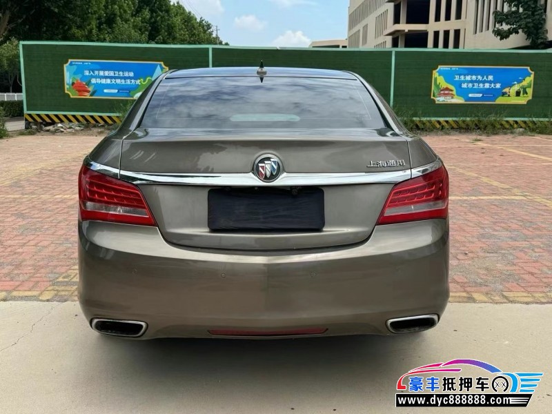 15年别克君威轿车抵押车出售