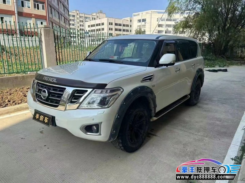 17年日产途乐轿车抵押车出售