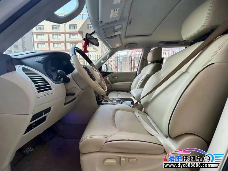 17年日产途乐轿车抵押车出售