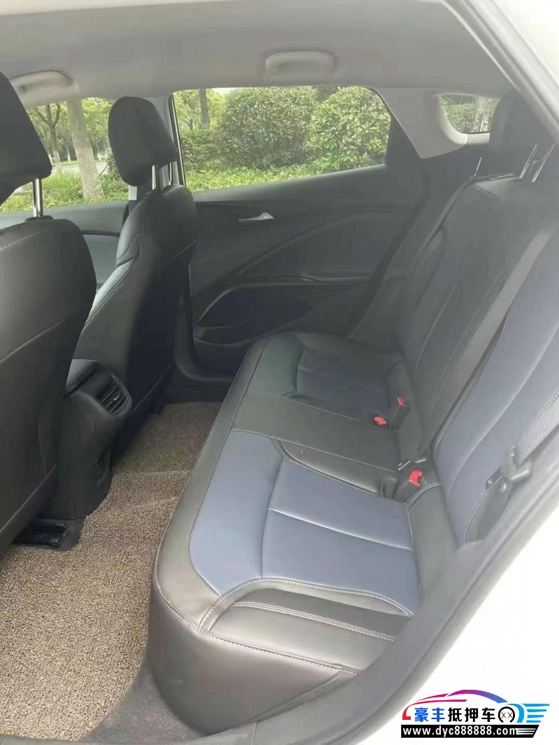 23年别克微蓝轿车抵押车出售