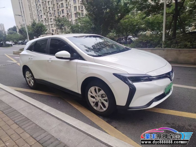 24年别克微蓝轿车抵押车出售