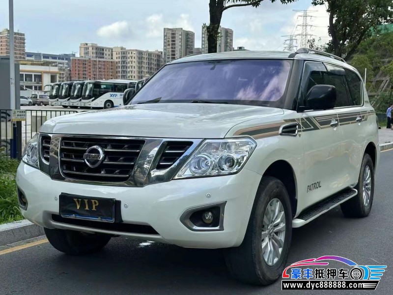 19年日产途乐轿车抵押车出售