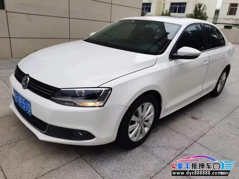 14年大众速腾轿车抵押车出售