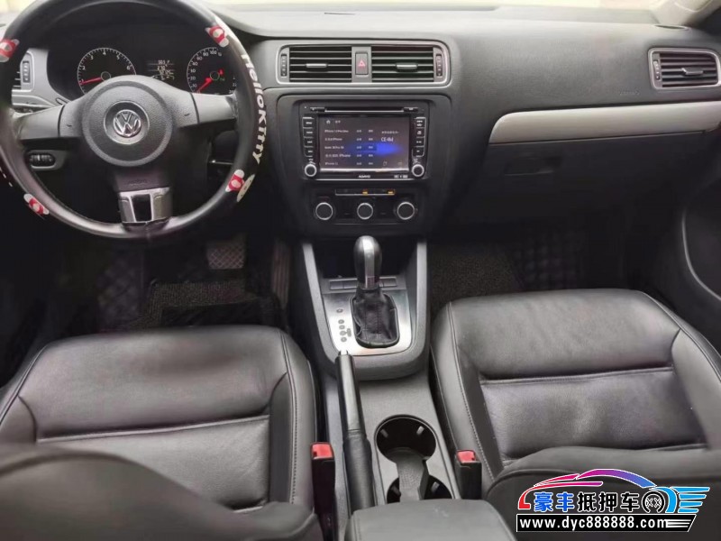 14年大众速腾轿车抵押车出售