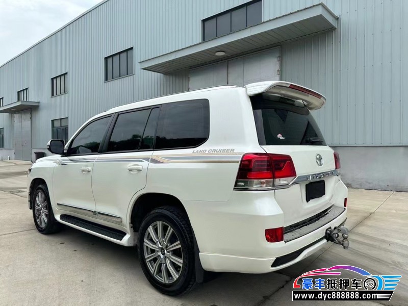 18年丰田兰德酷路泽（陆巡）轿车抵押车出售