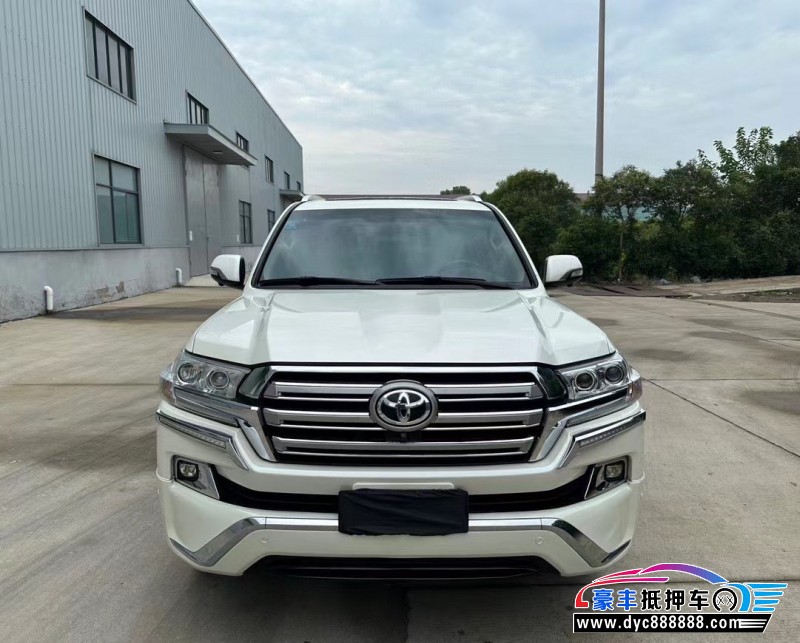 18年丰田兰德酷路泽（陆巡）轿车抵押车出售