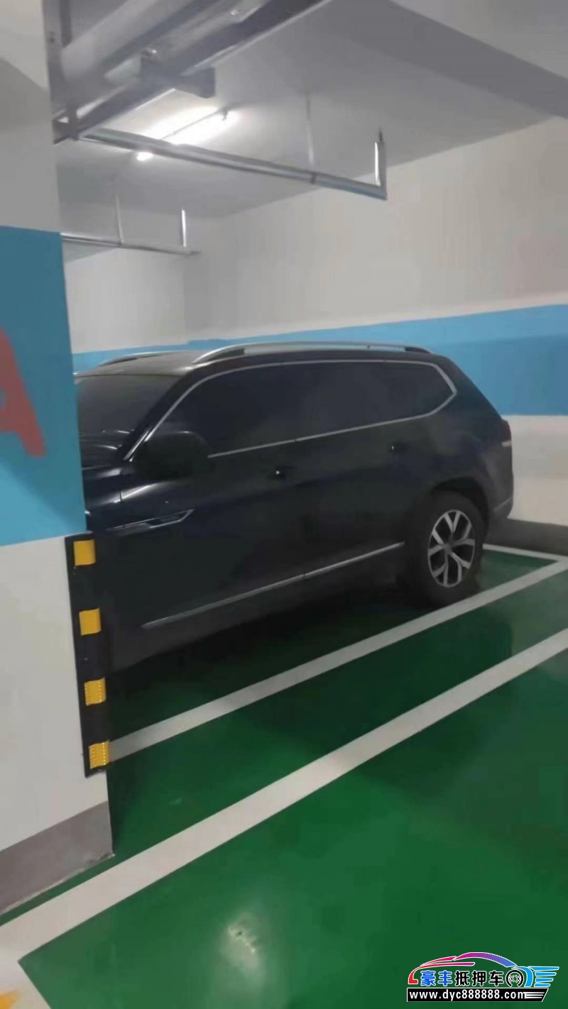 18年大众途昂轿车抵押车出售