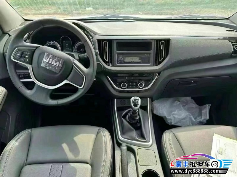 24年五十铃瑞迈轿车抵押车出售