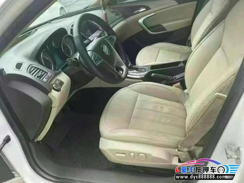 12年别克君威轿车抵押车出售