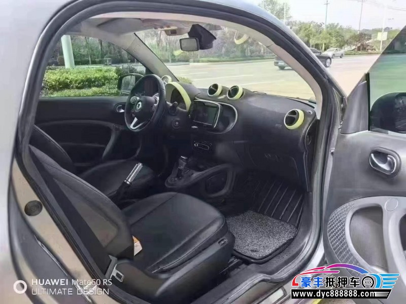 19年奔驰smart轿车抵押车出售