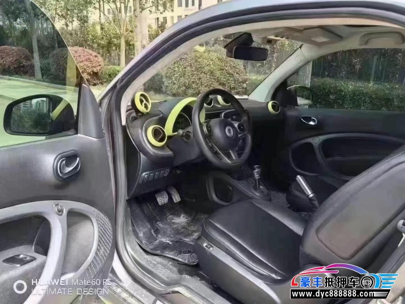 19年奔驰smart轿车抵押车出售