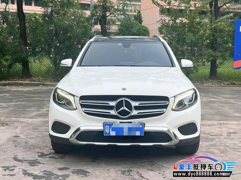 17年奔驰GLC轿车抵押车出售