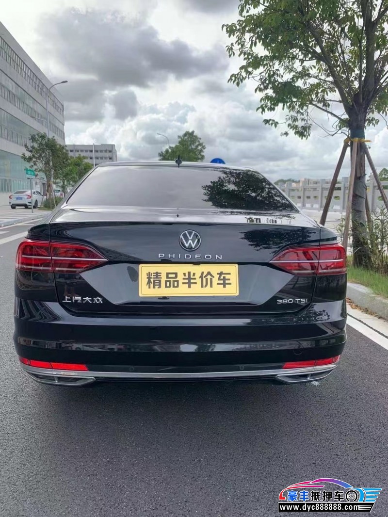 22年大众辉昂轿车抵押车出售