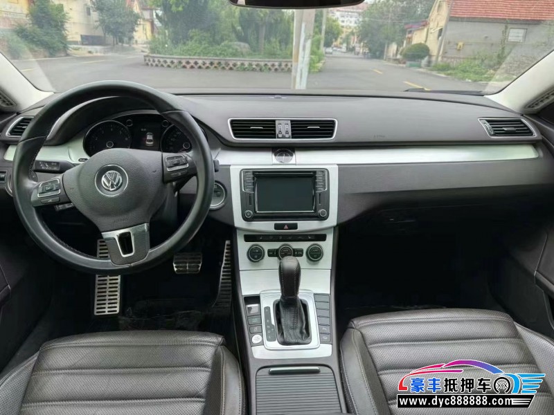 17年大众CC轿车抵押车出售