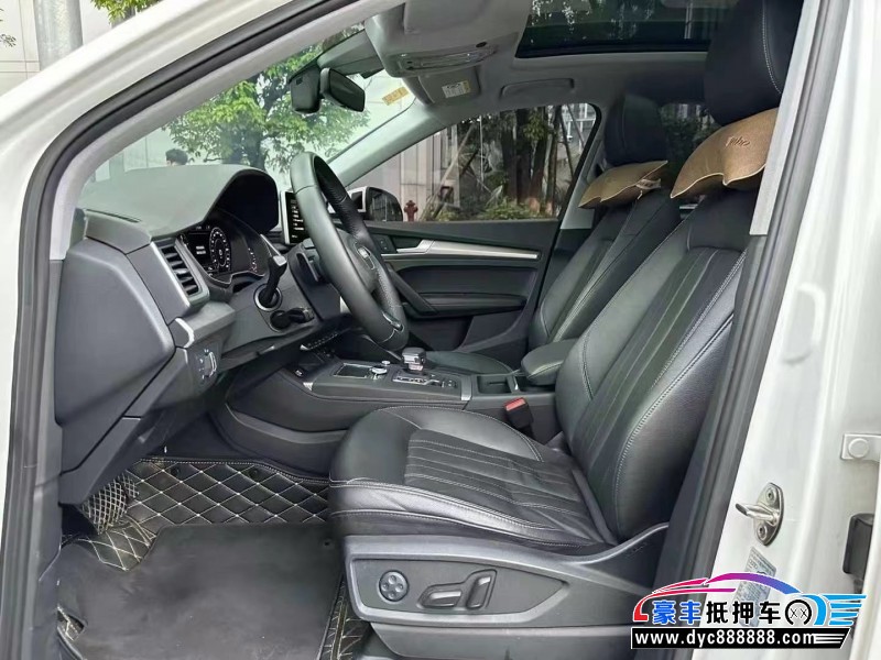 21年奥迪Q5轿车抵押车出售