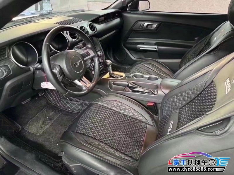 19年福特野马轿车抵押车出售