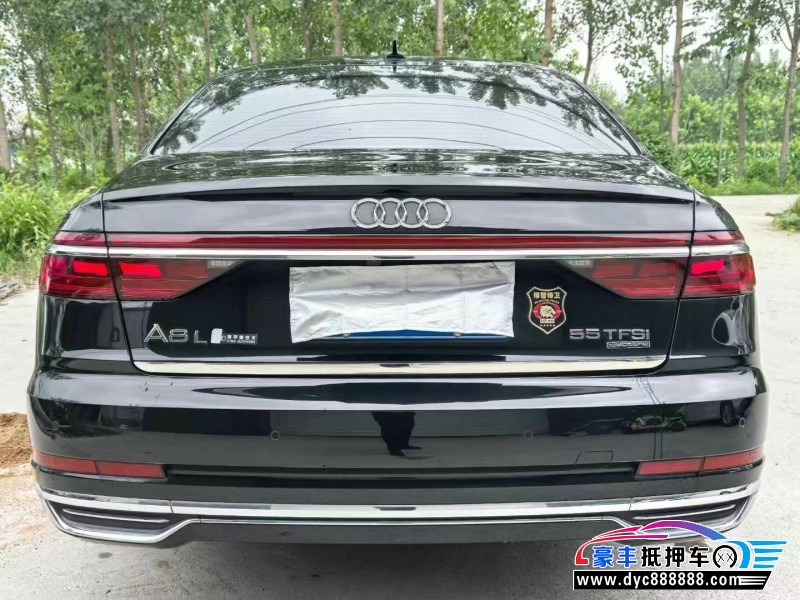 20年奥迪A8L轿车抵押车出售