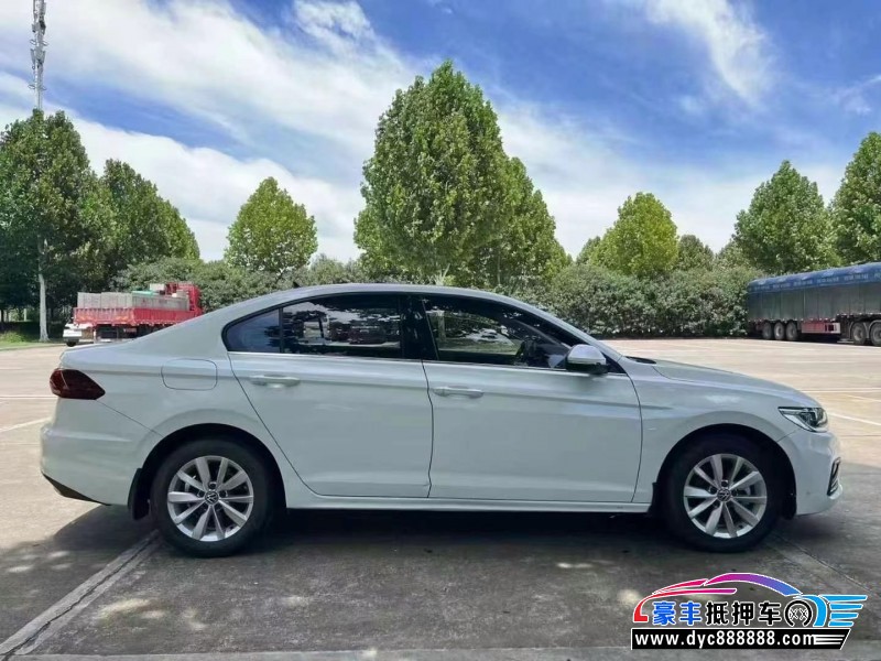 21年大众宝来轿车抵押车出售